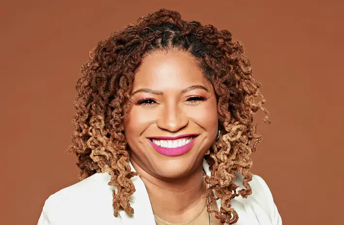 Headshot: Dr. Akilah Watkins