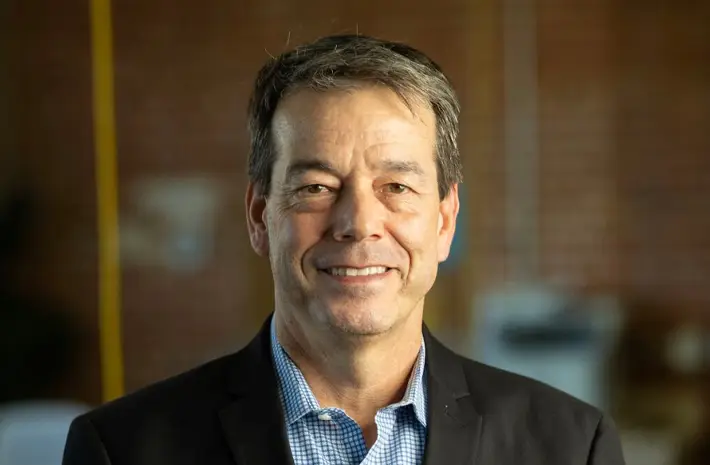 Headshot of Eric Pearson