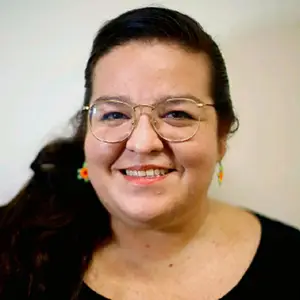 Headshot: Minerva Zamora
